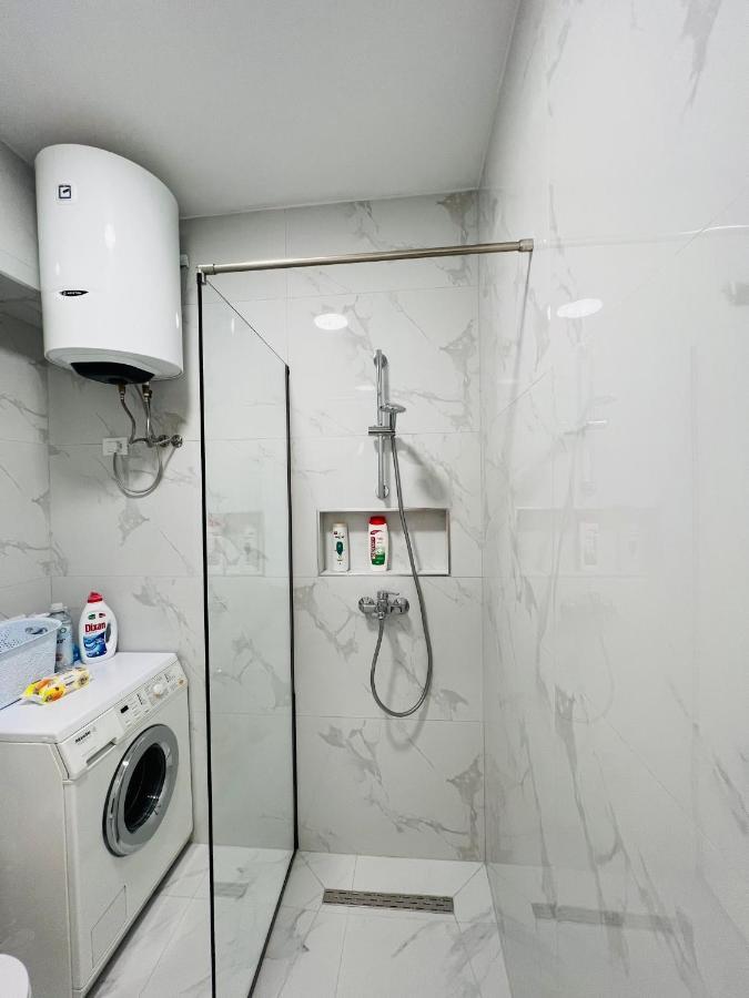 Lovely Apartment, Free Parking Tirana Exterior foto
